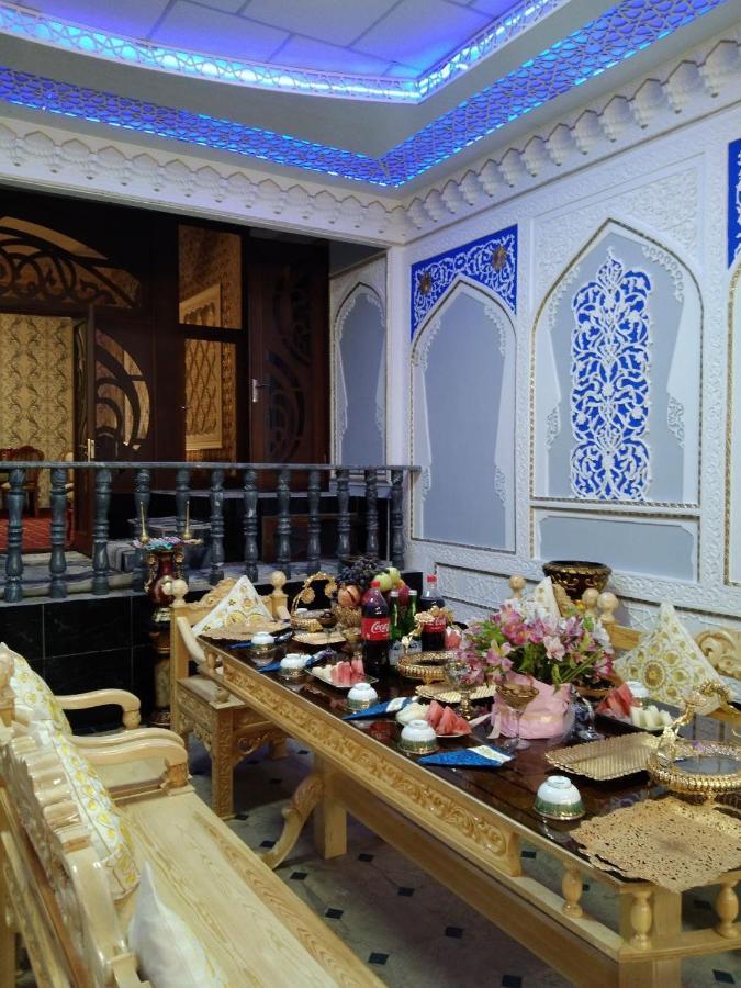 Hotel Rizqiro'Z Boutique Bukhara Esterno foto
