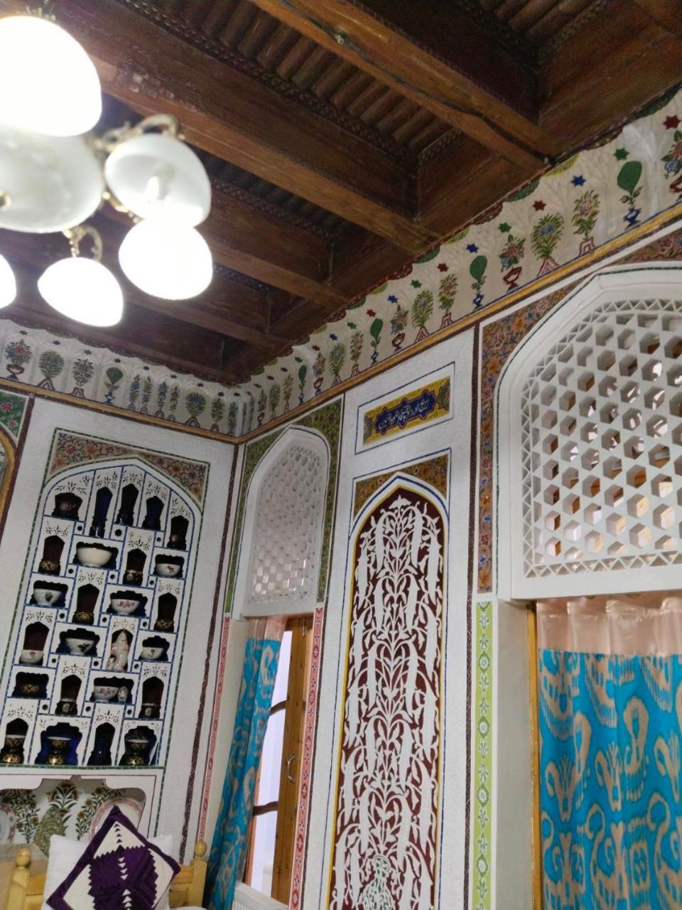 Hotel Rizqiro'Z Boutique Bukhara Esterno foto
