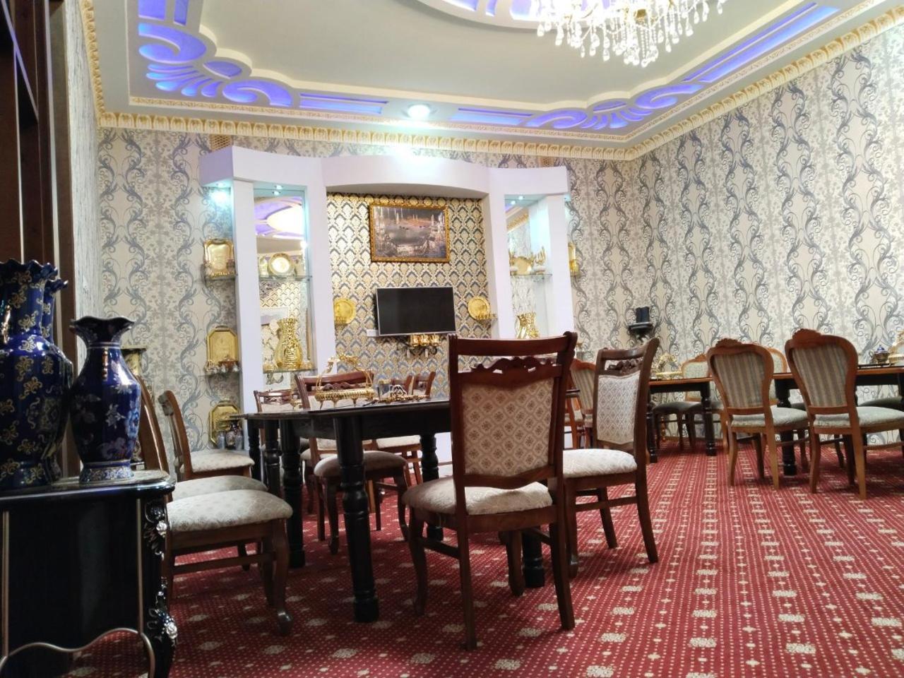 Hotel Rizqiro'Z Boutique Bukhara Esterno foto