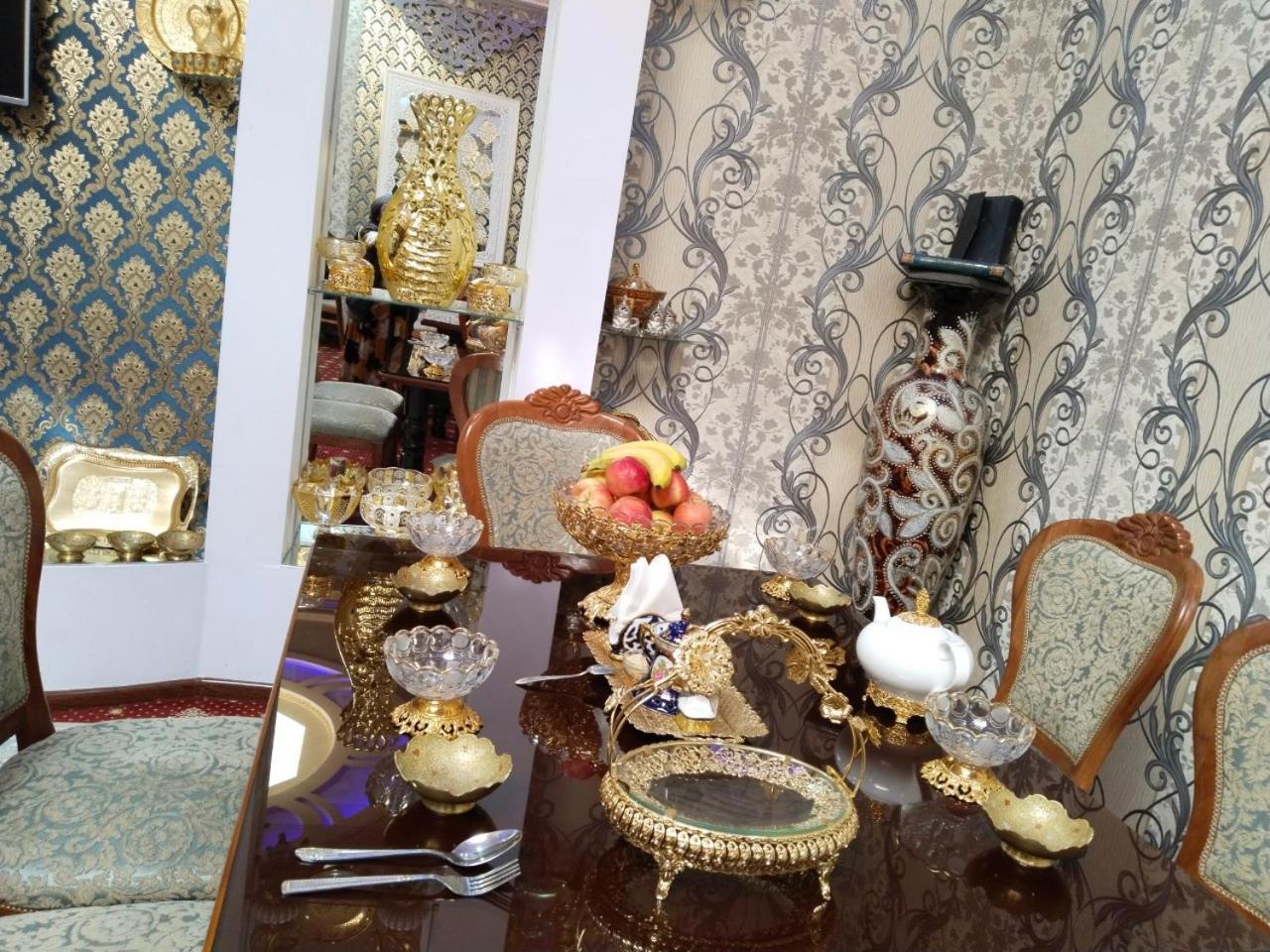 Hotel Rizqiro'Z Boutique Bukhara Esterno foto