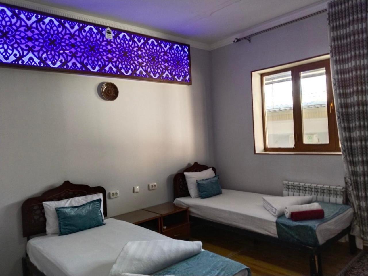 Hotel Rizqiro'Z Boutique Bukhara Esterno foto