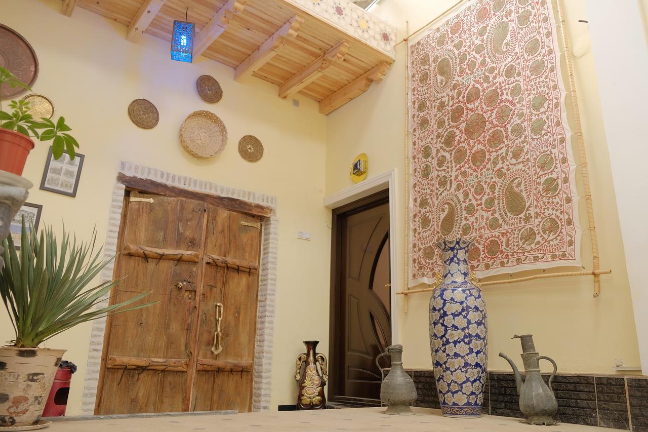 Hotel Rizqiro'Z Boutique Bukhara Esterno foto